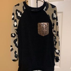 Boutique Brand Black/Cheetah Print Sweater